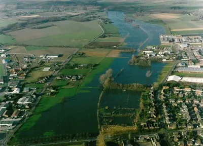 Luftbild Überschwemmung 1995 (Rechte: Stadt Goch)